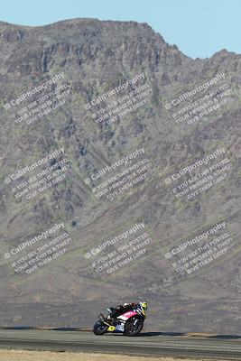 media/Dec-07-2025-CVMA (Sun) [[3e7d2de5dc]]/Race 9-Formula UL Shootout/